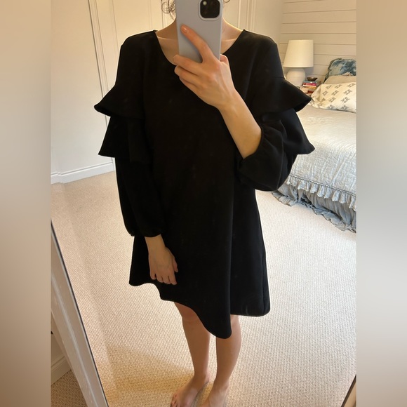 Classic black oversized long sleeve dress with pockets never worn size medium - Picture 5 of 6